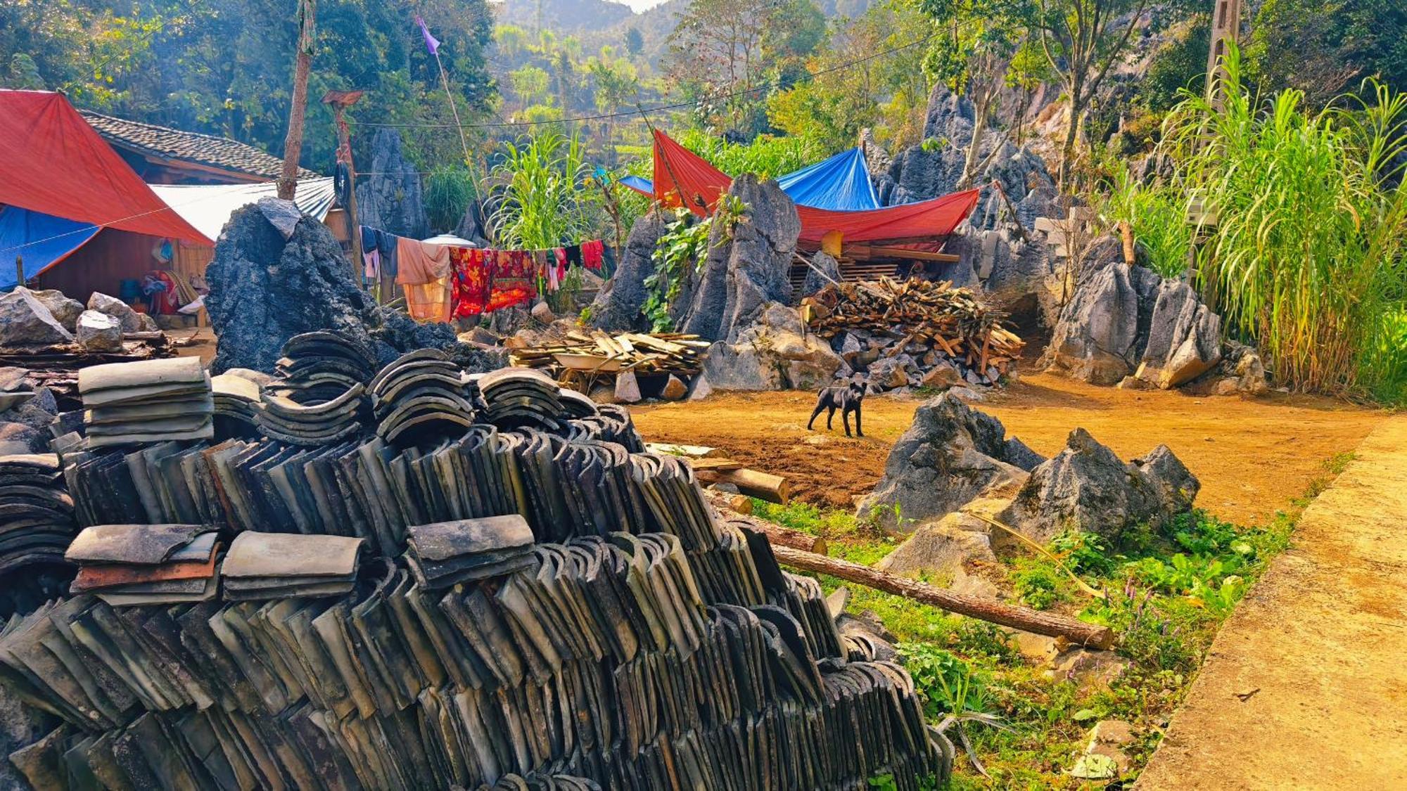Nhà Cổ Lao Xa Homestay Hmong Dong Van  Extérieur photo